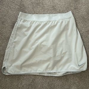 Nike skirt size S